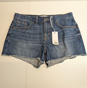 Southern Tide Classic Denim Jean shorts Size 28 NWT!